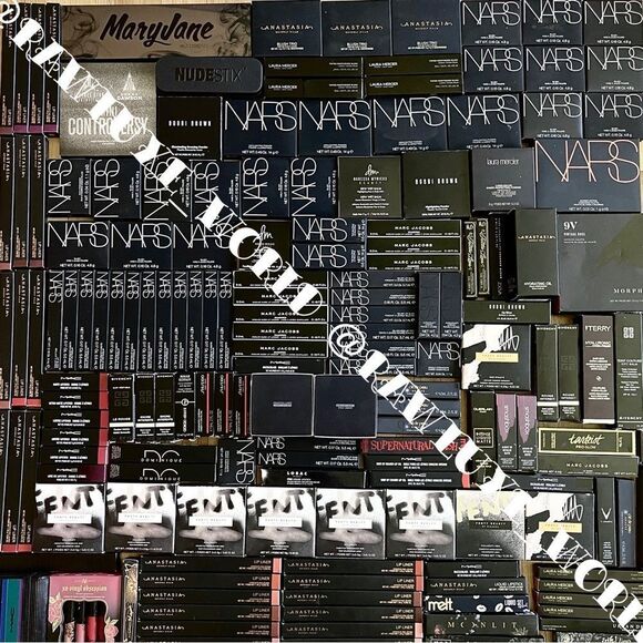 BIGGEST BEST MOST  HIGH END MYSTERY MAKEUP BOX 2X+ MSRP VALUE GIFTS SURPRISES! - Picture 3 of 16